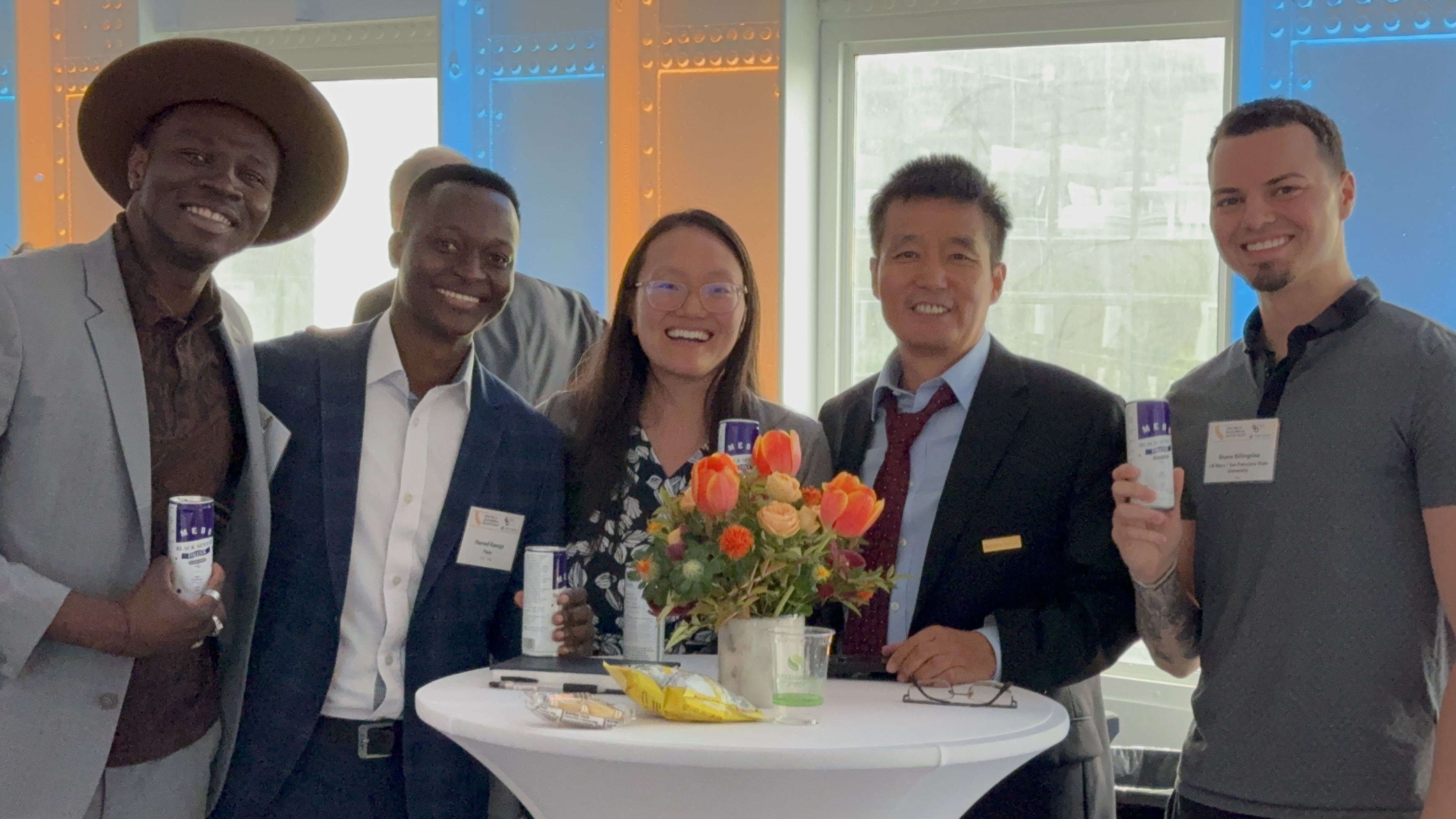 美寶再生源黑芝麻乳，APEC系列活動專供飲品。